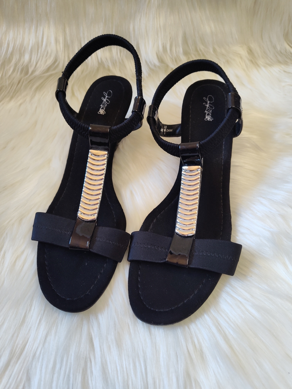 Jaclyn Smith Black Sandals with Gold Accent T-Bar